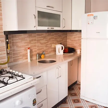 فندق مبيت وإفطار A In The Center Of Atasehir *